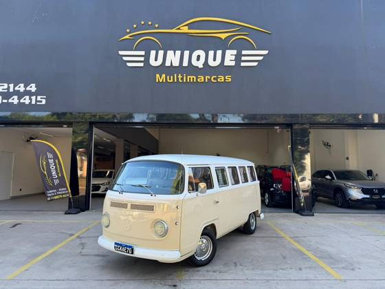 VOLKSWAGEN KOMBI 1.6 STD 8V GASOLINA 3P MANUAL